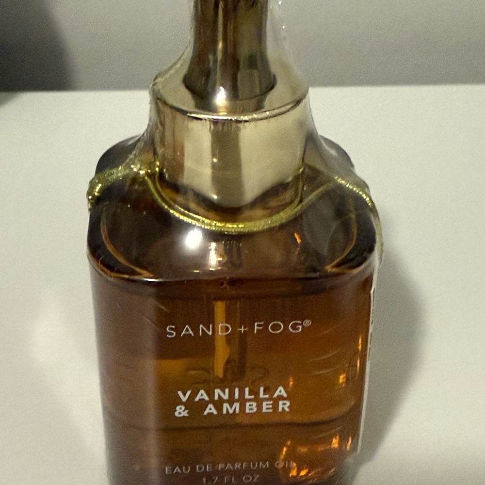 NEW Sand + Fog Vanilla & Amber Parfum Oil
